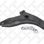 Рычаг правый Mitsubishi Carisma 95-06 STELLOX