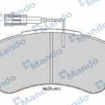 Колодки тормозные дисковые перед MANDO