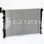 Радиатор двигателя Kia CEE'D (07-) AT LRcKICd07250 LUZAR