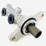 Главный тормозной цилиндр UKORAUTO U0109408